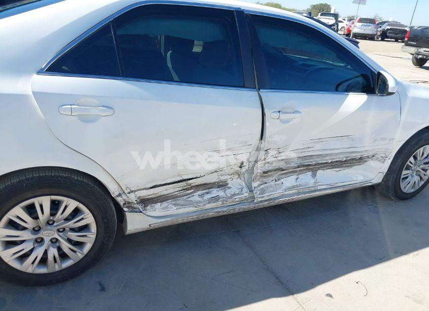 Photo 6 of 2013 Toyota Camry LE (VIN 4T4BF1FK6DR280187)