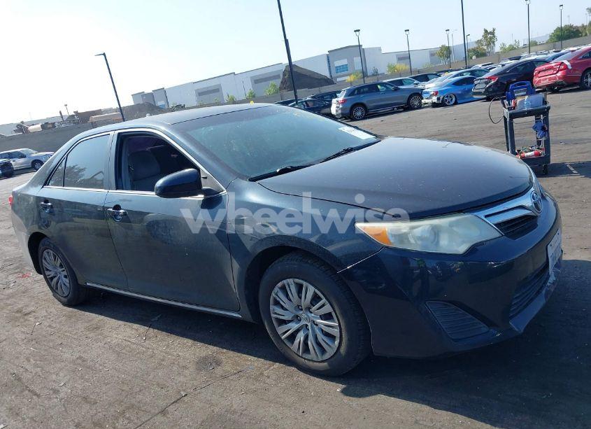 Photo 13 of 2013 Toyota Camry LE (VIN 4T4BF1FK6DR304259)