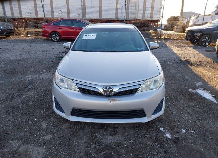 Photo 12 of 2013 Toyota Camry LE (VIN 4T4BF1FK6DR327296)