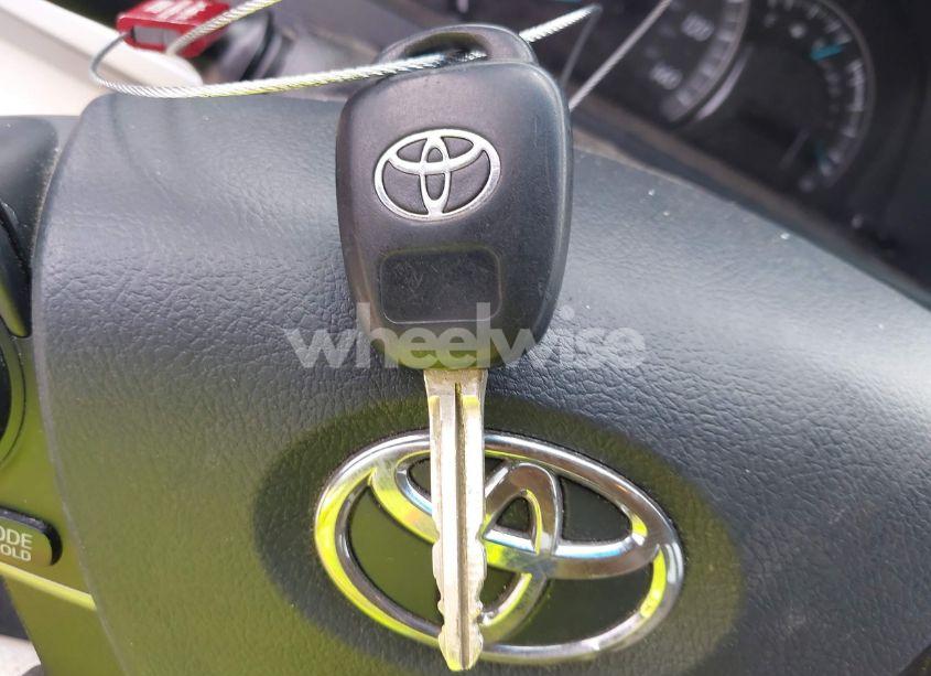 Photo 11 of 2014 Toyota Camry LE (VIN 4T4BF1FK6ER338946)