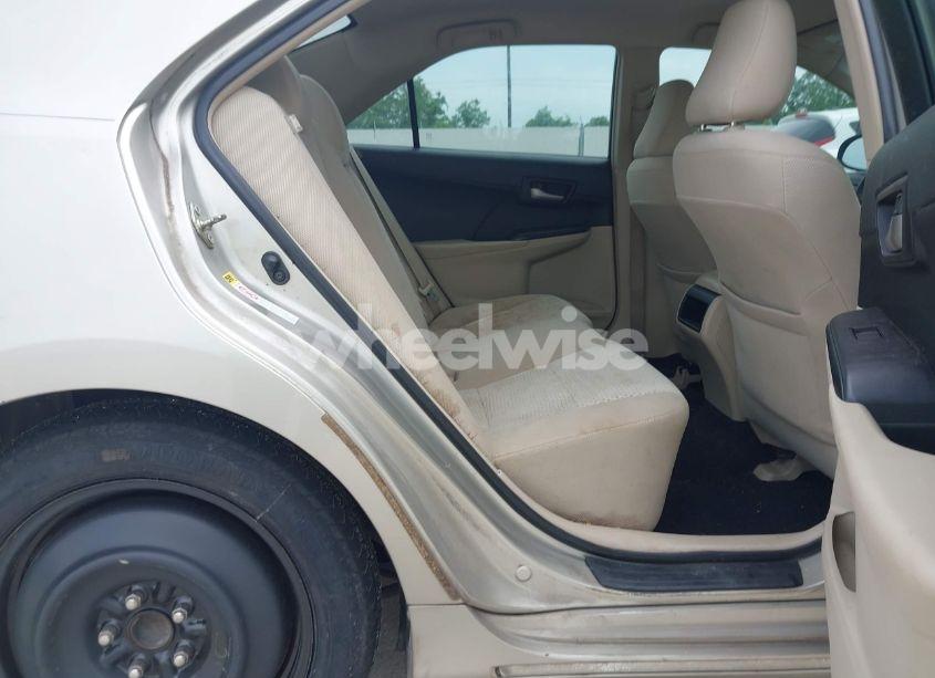 Photo 8 of 2014 Toyota Camry LE (VIN 4T4BF1FK6ER338946)