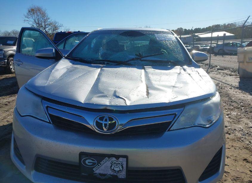 Photo 12 of 2014 Toyota Camry LE (VIN 4T4BF1FK6ER341829)
