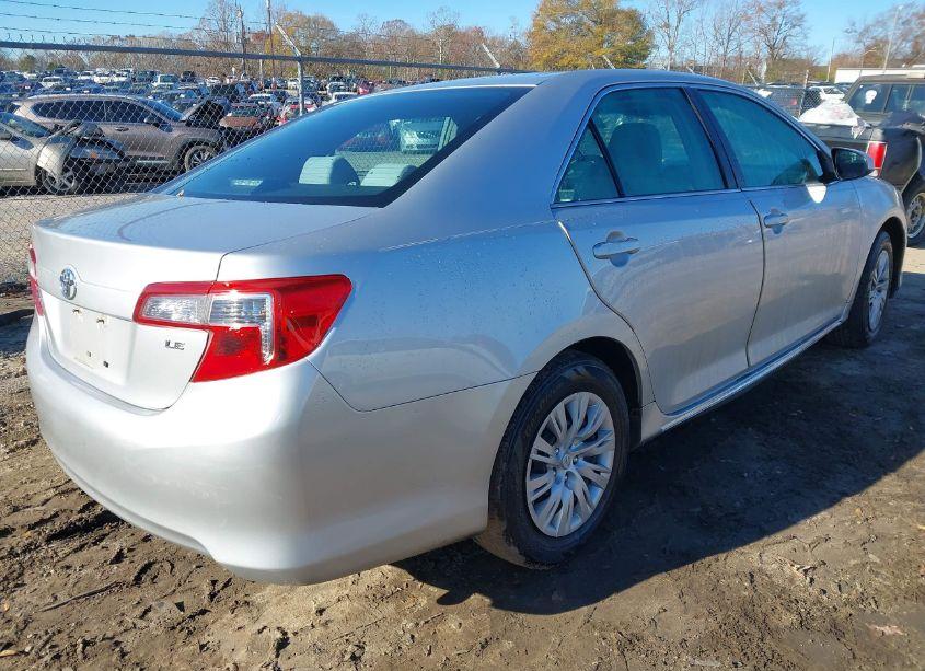 Photo 4 of 2014 Toyota Camry LE (VIN 4T4BF1FK6ER341829)