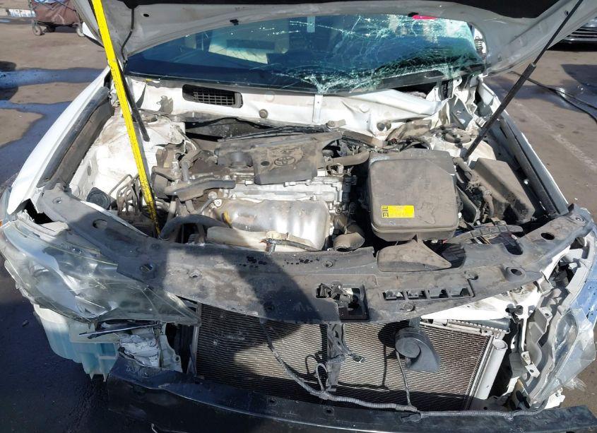 Photo 10 of 2014 Toyota Camry LE (VIN 4T4BF1FK6ER343032)