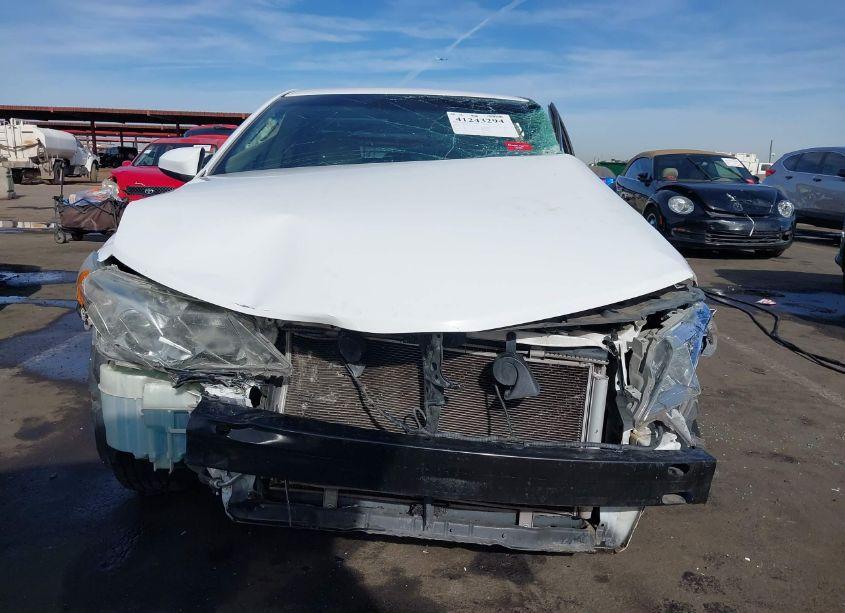 Photo 13 of 2014 Toyota Camry LE (VIN 4T4BF1FK6ER343032)