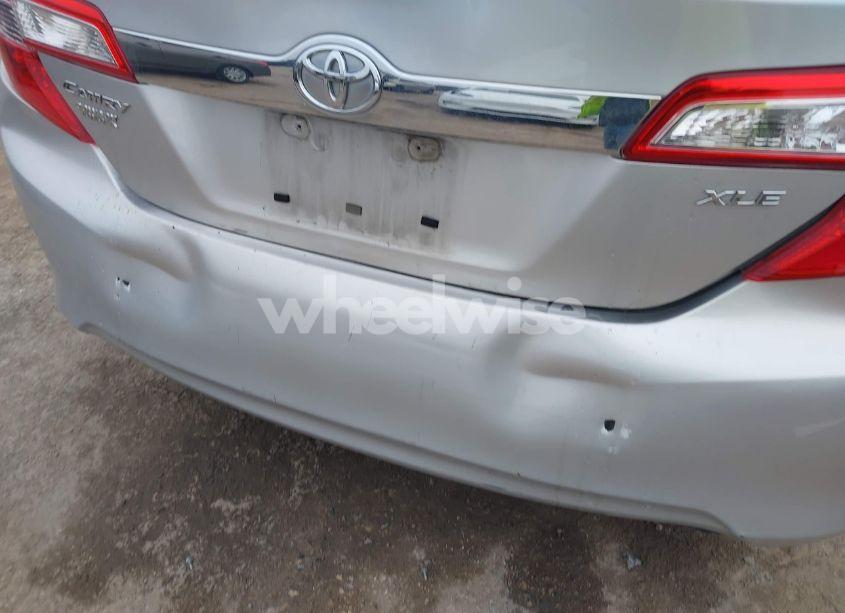 Photo 6 of 2014 Toyota Camry XLE (VIN 4T4BF1FK6ER351874)