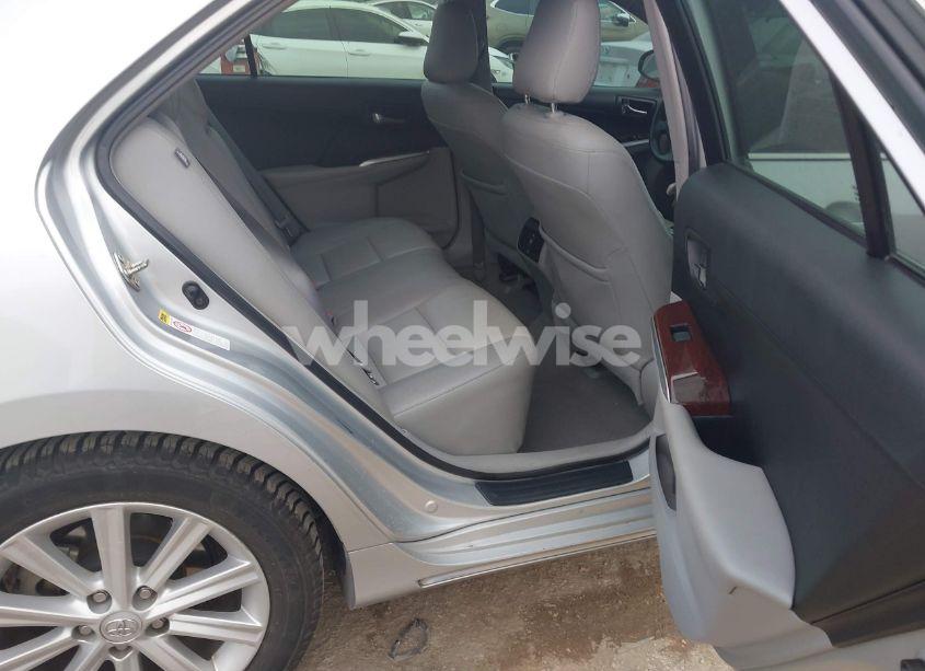 Photo 8 of 2014 Toyota Camry XLE (VIN 4T4BF1FK6ER351874)