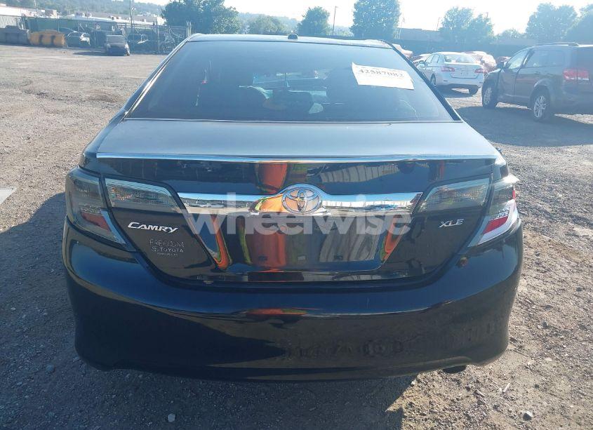 Photo 16 of 2014 Toyota Camry XLE (VIN 4T4BF1FK6ER359649)