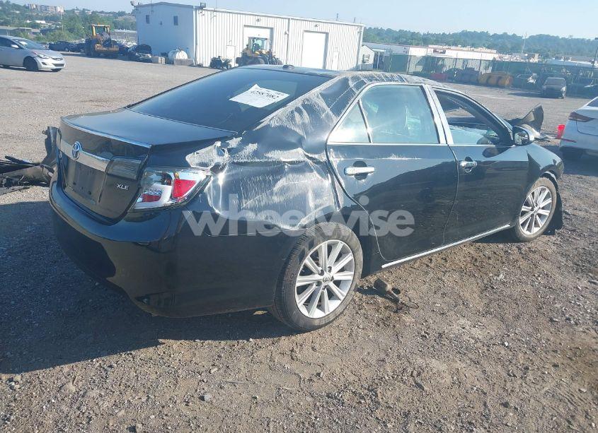 Photo 4 of 2014 Toyota Camry XLE (VIN 4T4BF1FK6ER359649)