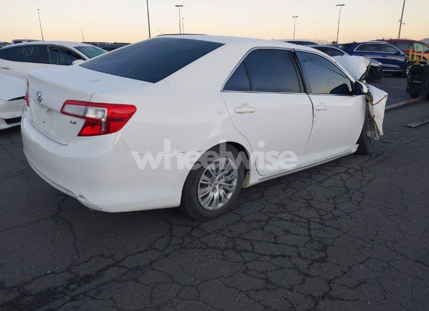 Photo 4 of 2014 Toyota Camry LE (VIN 4T4BF1FK6ER367413)