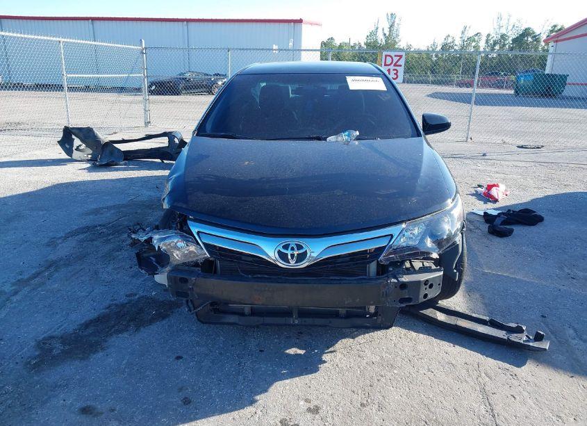 Photo 12 of 2014 Toyota Camry LE (VIN 4T4BF1FK6ER408820)