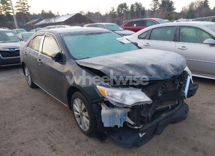 Photo 13 of 2014 Toyota Camry LE (VIN 4T4BF1FK6ER415640)