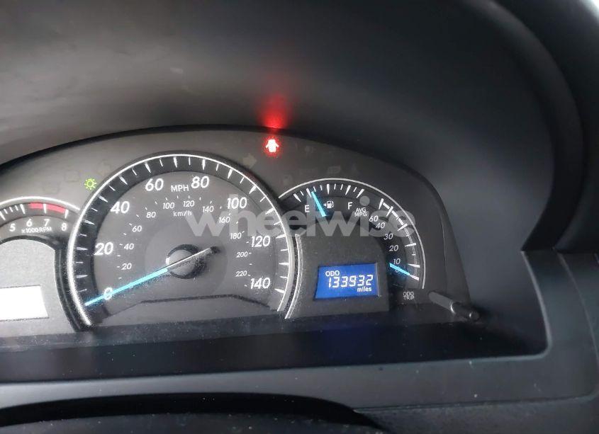 Photo 15 of 2014 Toyota Camry LE (VIN 4T4BF1FK6ER415640)