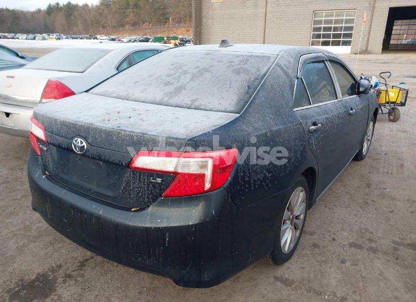 Photo 4 of 2014 Toyota Camry LE (VIN 4T4BF1FK6ER415640)