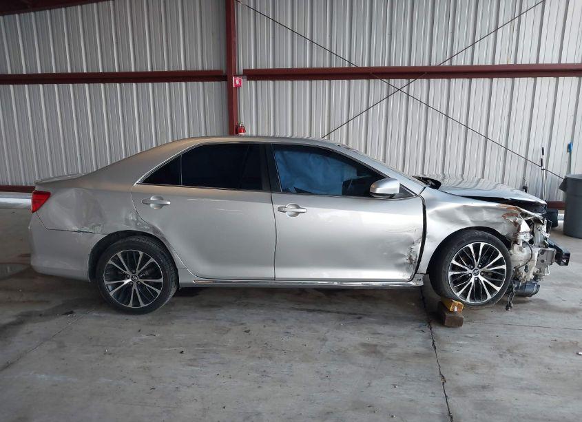 Photo 13 of 2014 Toyota Camry LE (VIN 4T4BF1FK6ER416688)