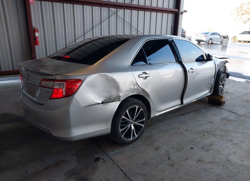 Photo 4 of 2014 Toyota Camry LE (VIN 4T4BF1FK6ER416688)