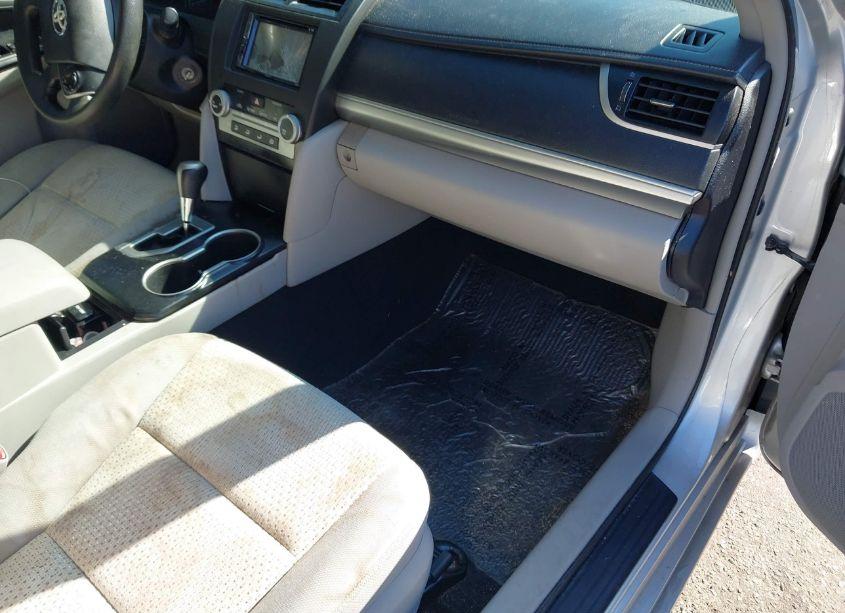 Photo 5 of 2014 Toyota Camry LE (VIN 4T4BF1FK6ER426945)