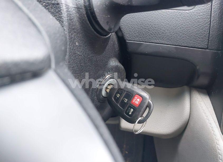 Photo 11 of 2014 Toyota Camry LE (VIN 4T4BF1FK6ER428436)