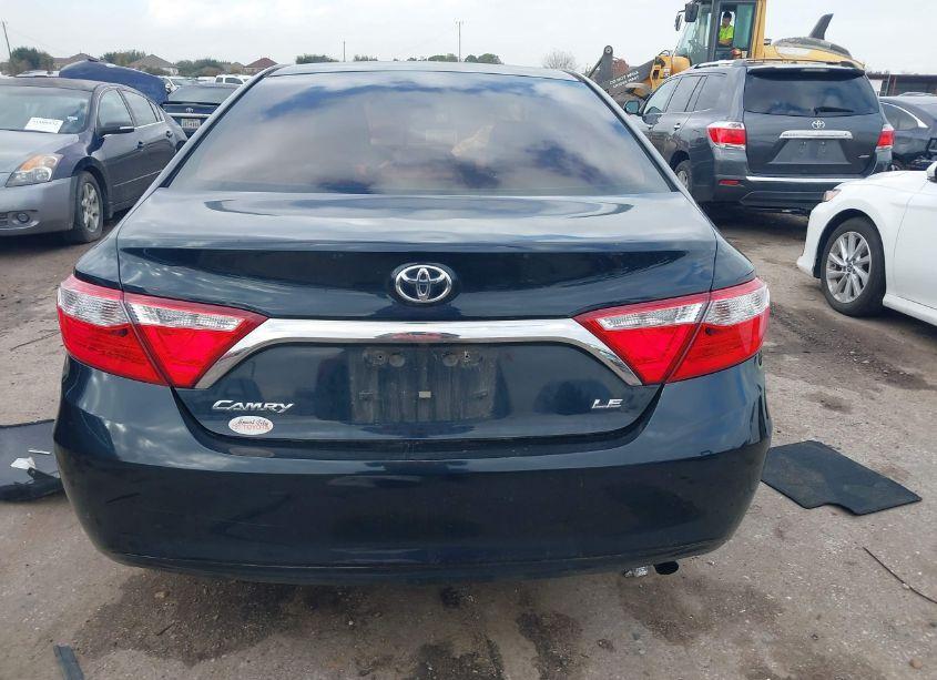 Photo 16 of 2015 Toyota Camry LE (VIN 4T4BF1FK6FR445416)