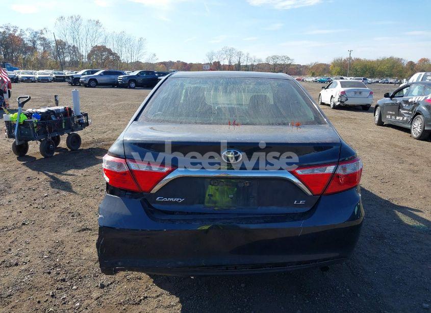 Photo 16 of 2015 Toyota Camry LE (VIN 4T4BF1FK6FR450924)