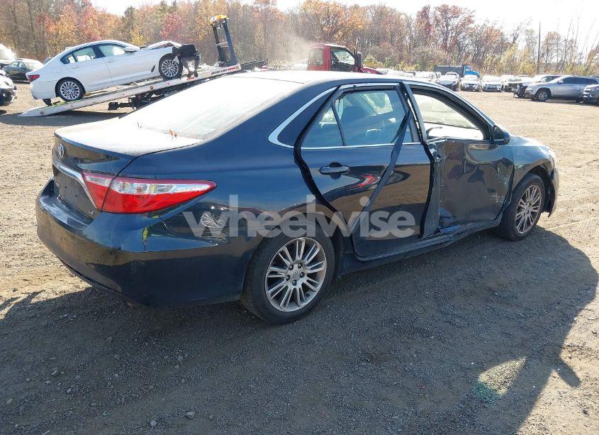 Photo 4 of 2015 Toyota Camry LE (VIN 4T4BF1FK6FR450924)