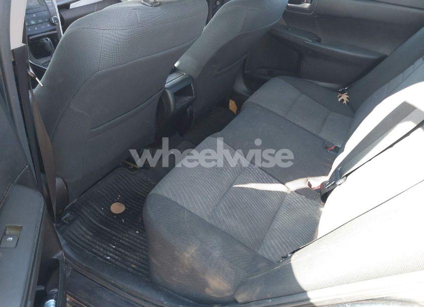 Photo 8 of 2015 Toyota Camry LE (VIN 4T4BF1FK6FR450924)