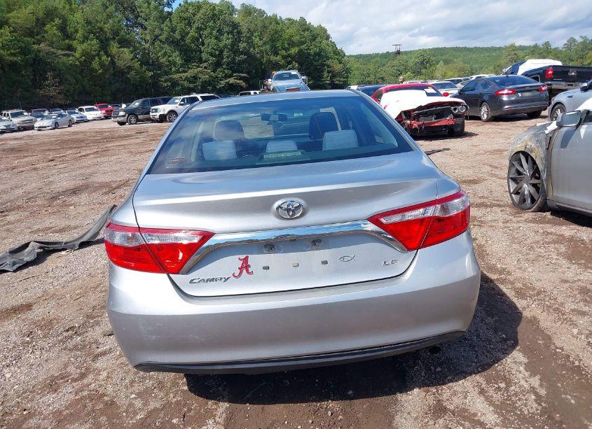 Photo 16 of 2015 Toyota Camry LE (VIN 4T4BF1FK6FR497922)