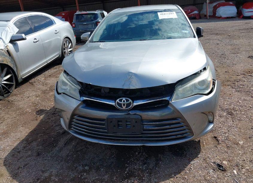 Photo 6 of 2015 Toyota Camry LE (VIN 4T4BF1FK6FR497922)