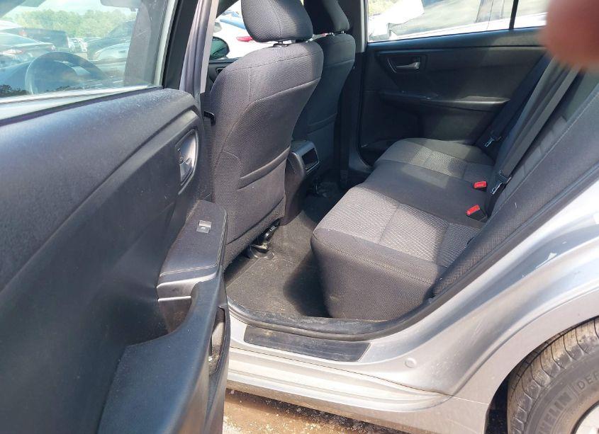 Photo 8 of 2015 Toyota Camry LE (VIN 4T4BF1FK6FR497922)