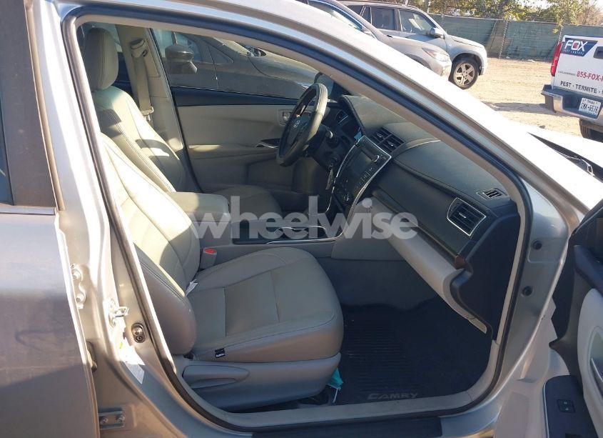 Photo 5 of 2016 Toyota Camry LE (VIN 4T4BF1FK6GR539538)