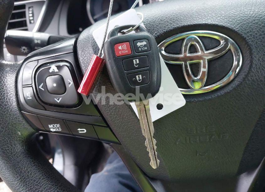 Photo 11 of 2016 Toyota Camry LE (VIN 4T4BF1FK6GR543573)