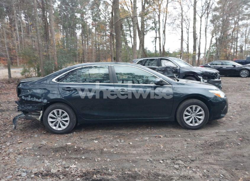 Photo 14 of 2016 Toyota Camry LE (VIN 4T4BF1FK6GR543573)