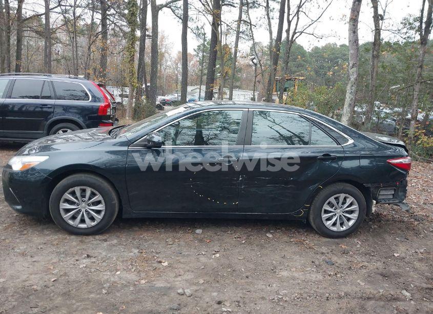 Photo 15 of 2016 Toyota Camry LE (VIN 4T4BF1FK6GR543573)