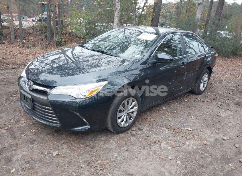 Photo 2 of 2016 Toyota Camry LE (VIN 4T4BF1FK6GR543573)