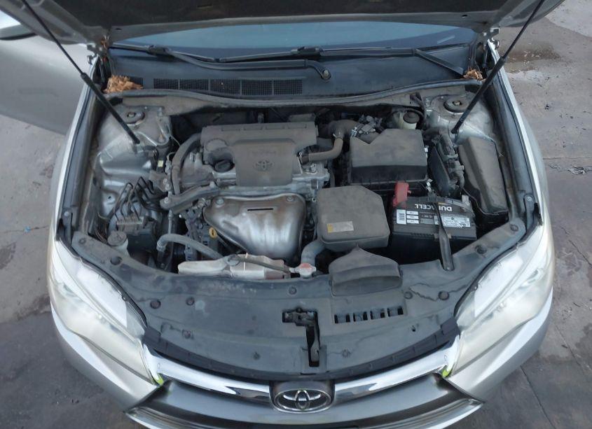 Photo 10 of 2016 Toyota Camry LE (VIN 4T4BF1FK6GR557148)