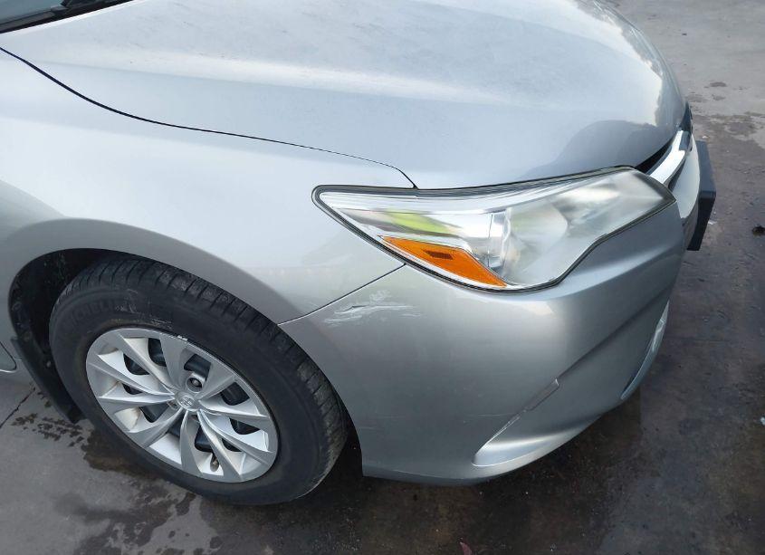 Photo 19 of 2016 Toyota Camry LE (VIN 4T4BF1FK6GR557148)