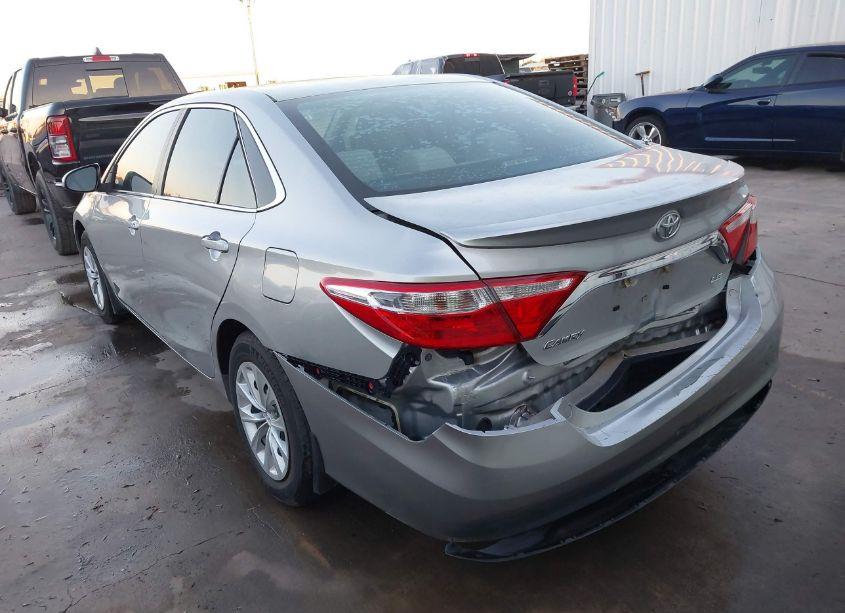Photo 3 of 2016 Toyota Camry LE (VIN 4T4BF1FK6GR557148)