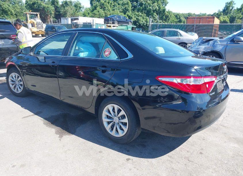 Photo 3 of 2016 Toyota Camry LE (VIN 4T4BF1FK6GR566349)