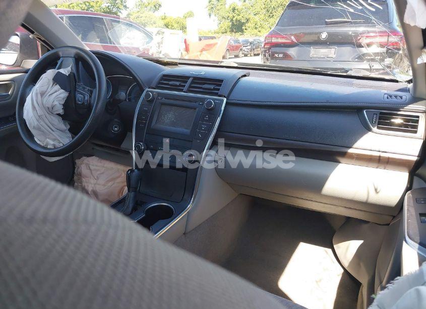 Photo 5 of 2016 Toyota Camry LE (VIN 4T4BF1FK6GR566349)