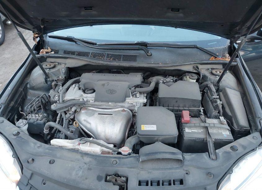 Photo 10 of 2016 Toyota Camry LE (VIN 4T4BF1FK6GR568909)