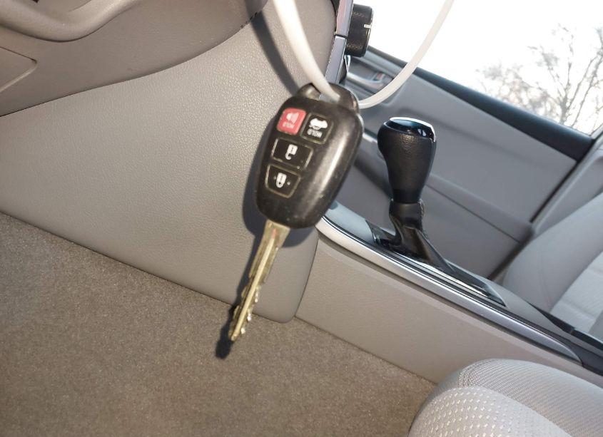 Photo 11 of 2016 Toyota Camry LE (VIN 4T4BF1FK6GR568909)