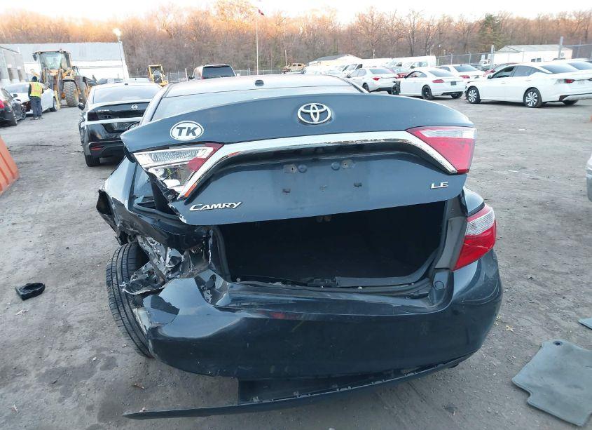 Photo 16 of 2016 Toyota Camry LE (VIN 4T4BF1FK6GR568909)