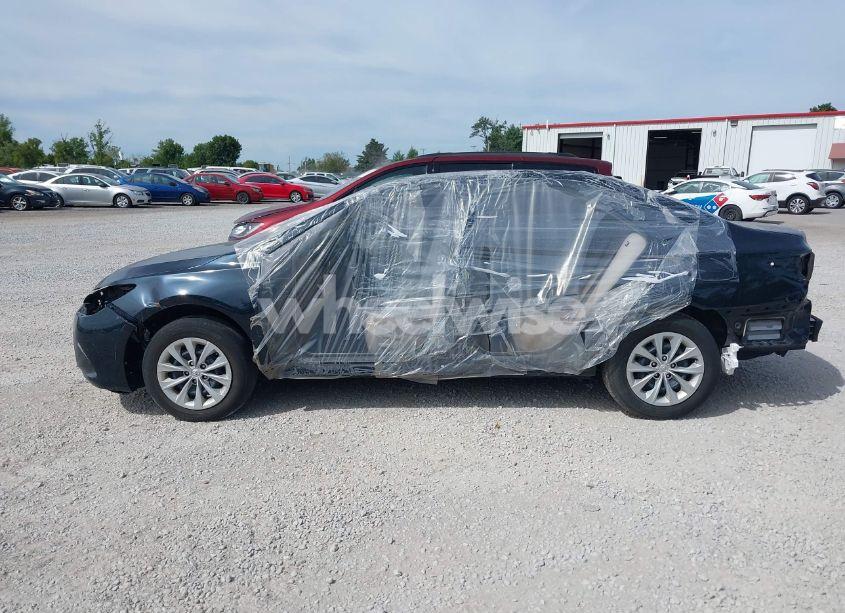 Photo 14 of 2016 Toyota Camry LE (VIN 4T4BF1FK6GR574273)