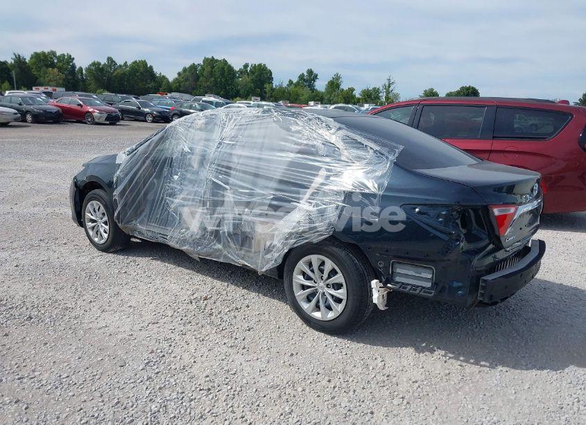 Photo 3 of 2016 Toyota Camry LE (VIN 4T4BF1FK6GR574273)