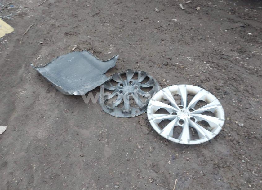 Photo 12 of 2016 Toyota Camry LE (VIN 4T4BF1FK6GR577626)