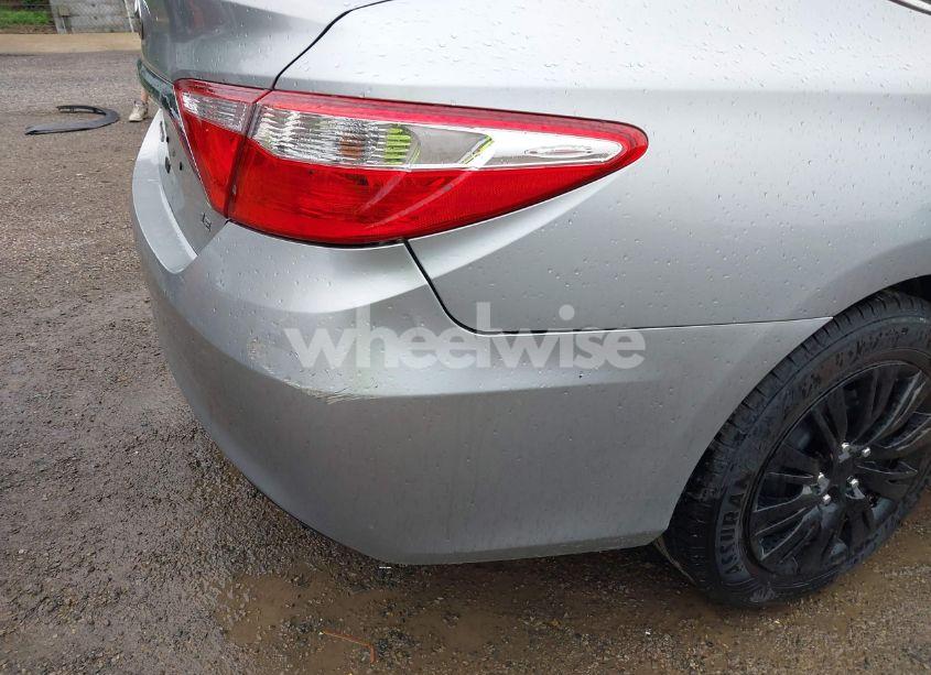 Photo 20 of 2016 Toyota Camry LE (VIN 4T4BF1FK6GR579070)