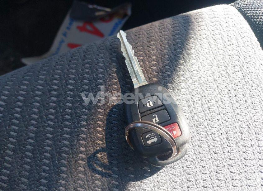 Photo 11 of 2016 Toyota Camry LE (VIN 4T4BF1FK6GR579599)