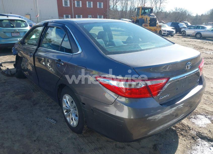 Photo 3 of 2016 Toyota Camry LE (VIN 4T4BF1FK6GR579599)