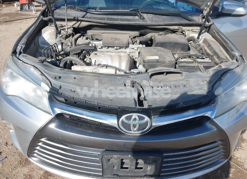 Photo 10 of 2016 Toyota Camry LE (VIN 4T4BF1FK6GR584589)