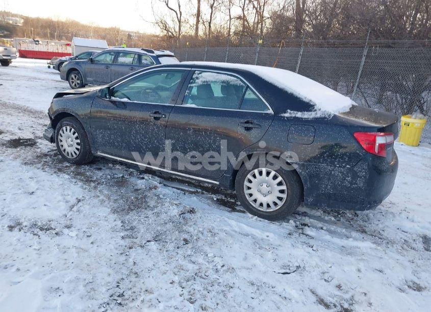 Photo 3 of 2012 Toyota Camry LE (VIN 4T4BF1FK7CR194966)